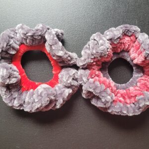 Scrunchies/gray & red and gray & pink