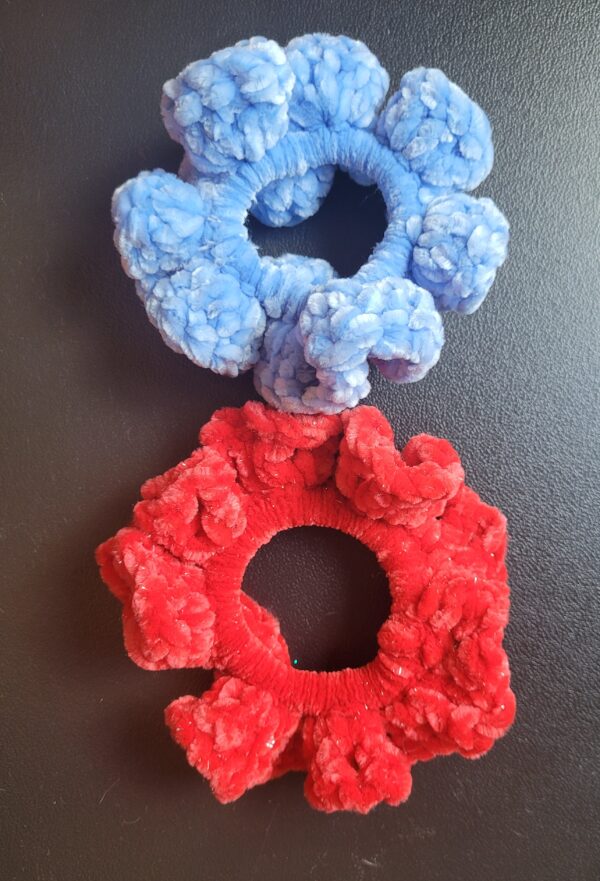 Red & blue scrunchies
