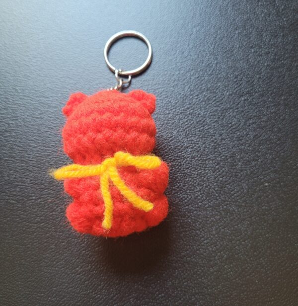 Gummy bear keychain/red