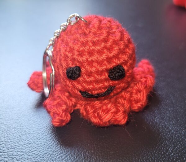 Octopus keychain/dark red