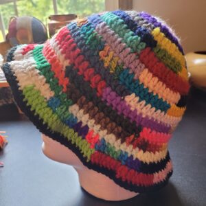 Bucket hat/scrap yarn, multicolored