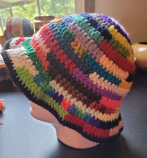 Bucket hat/scrap yarn, multicolored