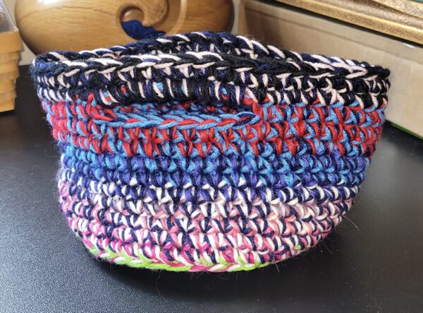 Set of 3 scrap yarn baskets - Image 4