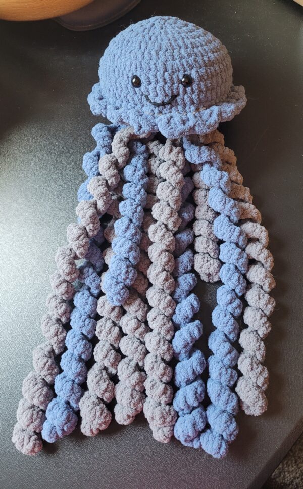 Jellyfish/20"/blue & gray